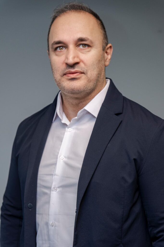 Hossein Shokouhi
